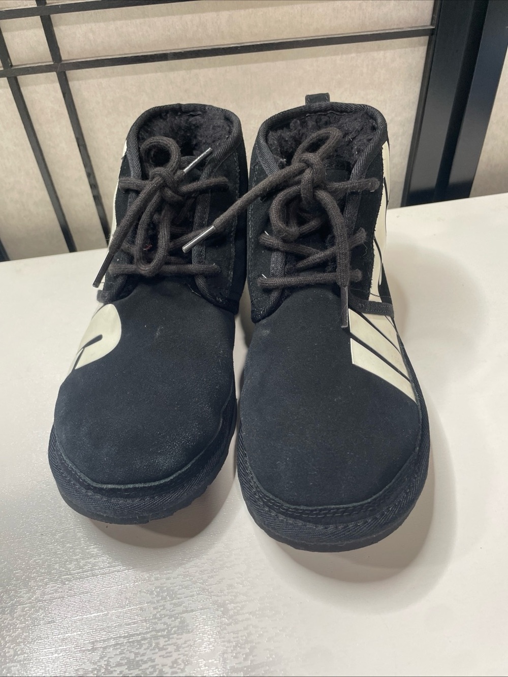 UGG Neumel Chopd Boots Black Suede Women's USA 5 - EU 37 Unisex Chukka - Picture 3 of 10